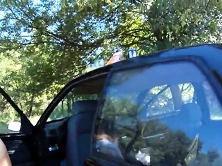 Une jolie francaise denudee dehors