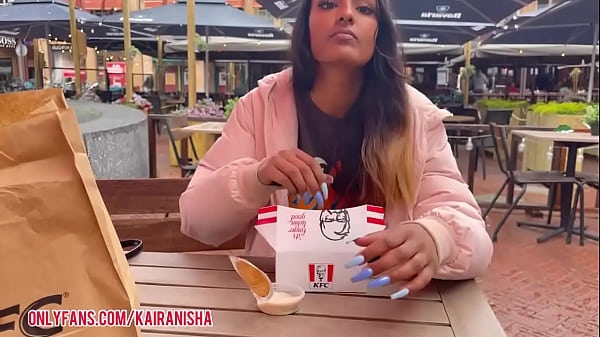 Public boob flash at KFC