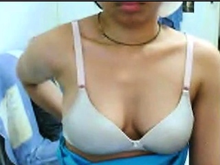 sweet desi girl on cam