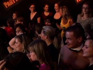 Cope dancing strip nude by natty bitches and leaked puss