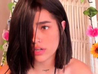 Brunette Solo Webcam Masturbation