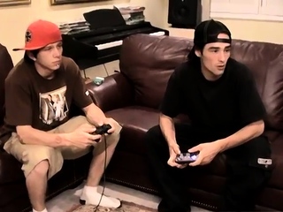 Brazilian banana boys and hung solo gay twinks Ian Gets