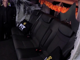 FUCKED IN TRAFFIC – Hot Cop Jasmine Jae Gets Slutted Out By