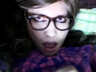 Paulina Doll Self-Facial cum Swallow