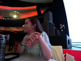 Webcam naughty brunette