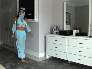 Ashley Sinclair – Genie Vore