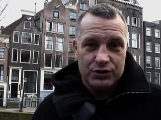 Curvaceous brunette Rochelle feels meat bazooka in cooter