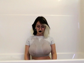 Big boobs milf masturbates with her dildo