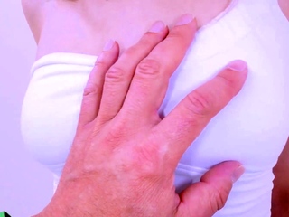 LaNew Girl – Emily Jade