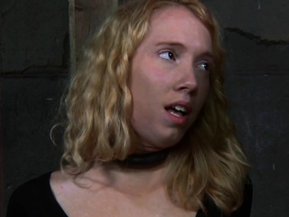 Tempting girlie is playing with herself era