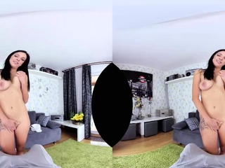 All natural brunette gets banged at the casting