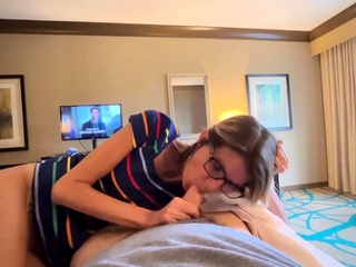 Homemade video of skinny Becky quickie creampie