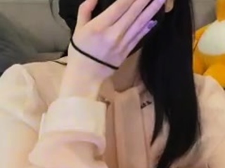 Amateur Asian Webcam Strip Masturbation