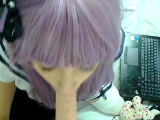 Asian loves huge toys in her ass